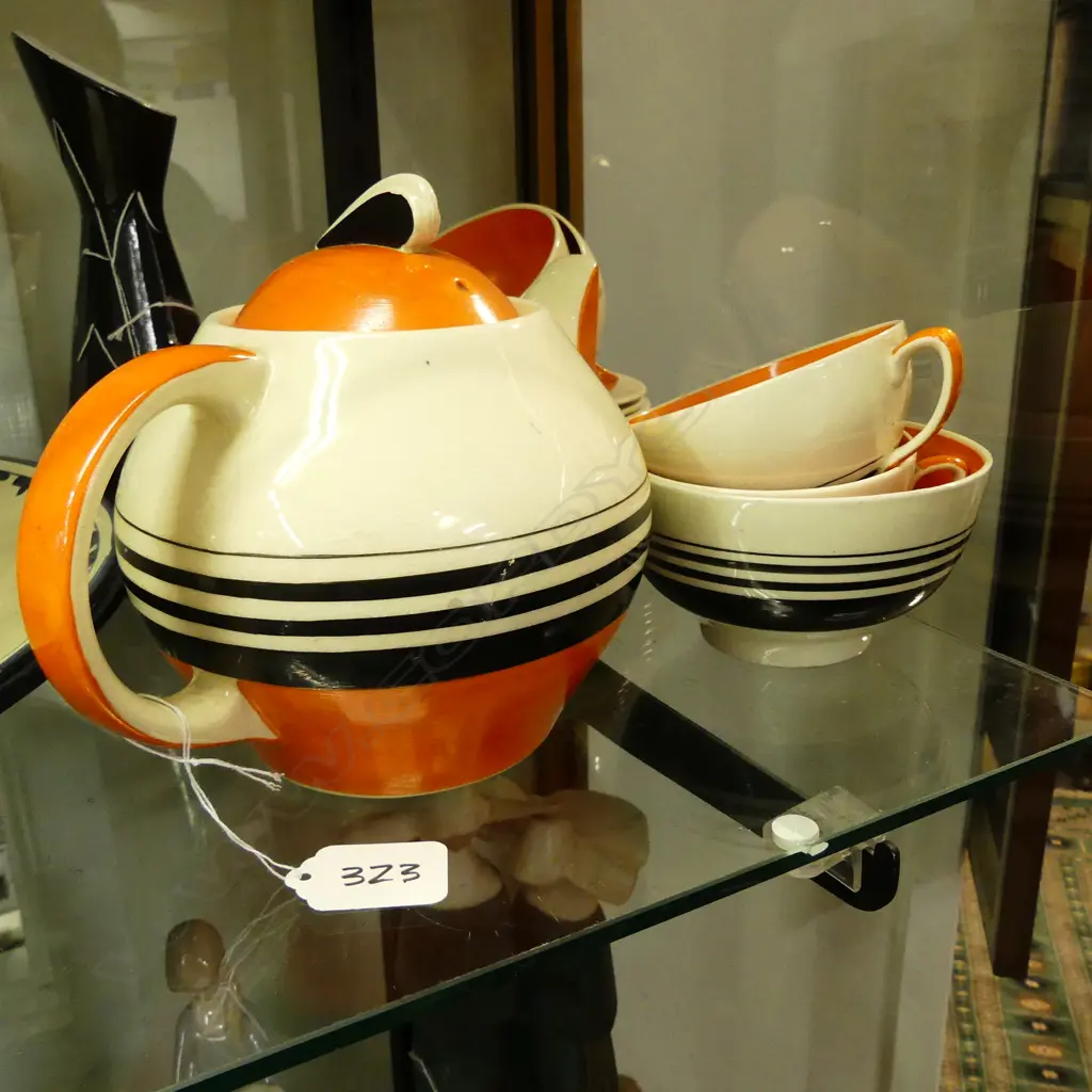PART SUSIE COOPER TEA SET Image 1++