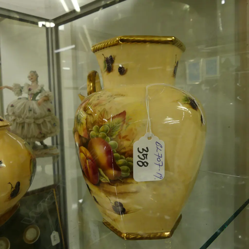 AYNSLEY  'ORCHARD GOLD' VASE HEXAGONAL Image 1++