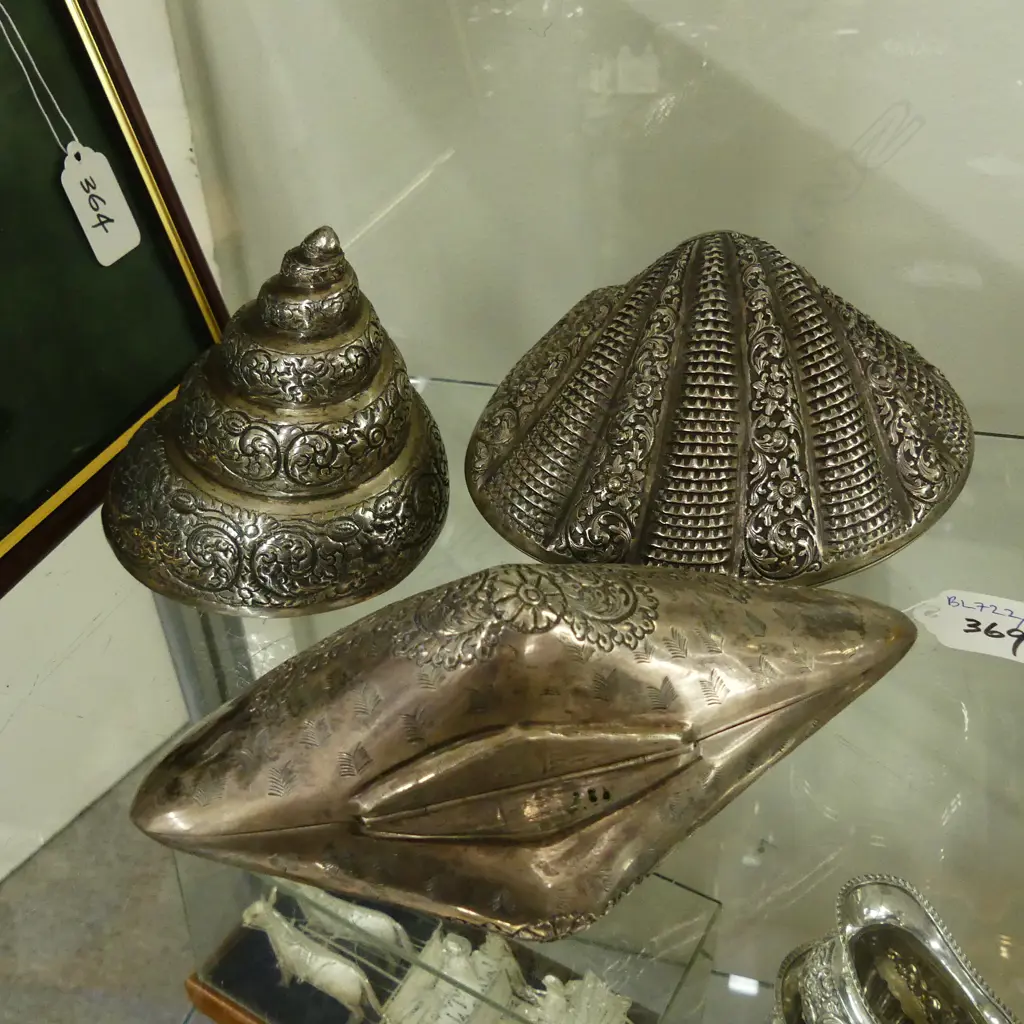 3 SILVER SHELLS 627G Image 1++