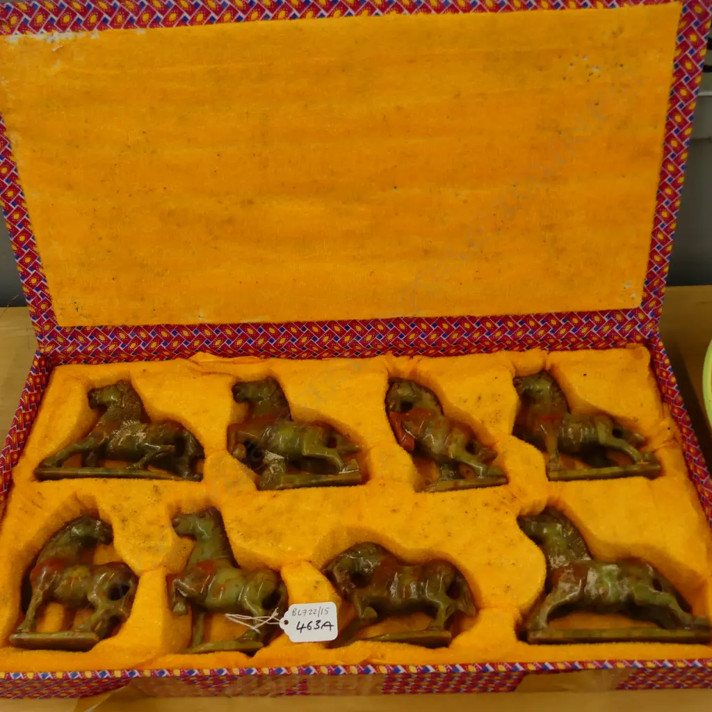 BOXED SOAPSTONE HORSE FIGURE SET Image 1++