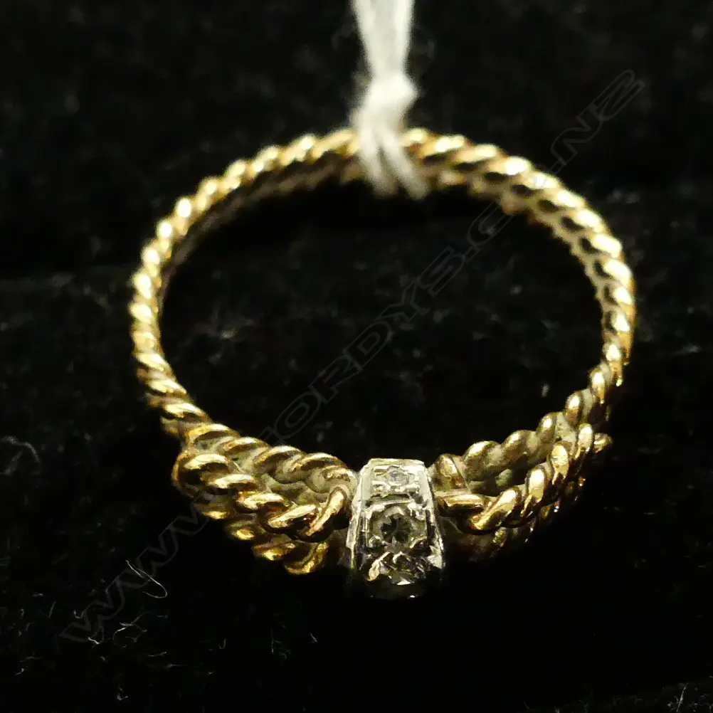 14CT 5 DIAMOND RING 1.74GMS Image 1++