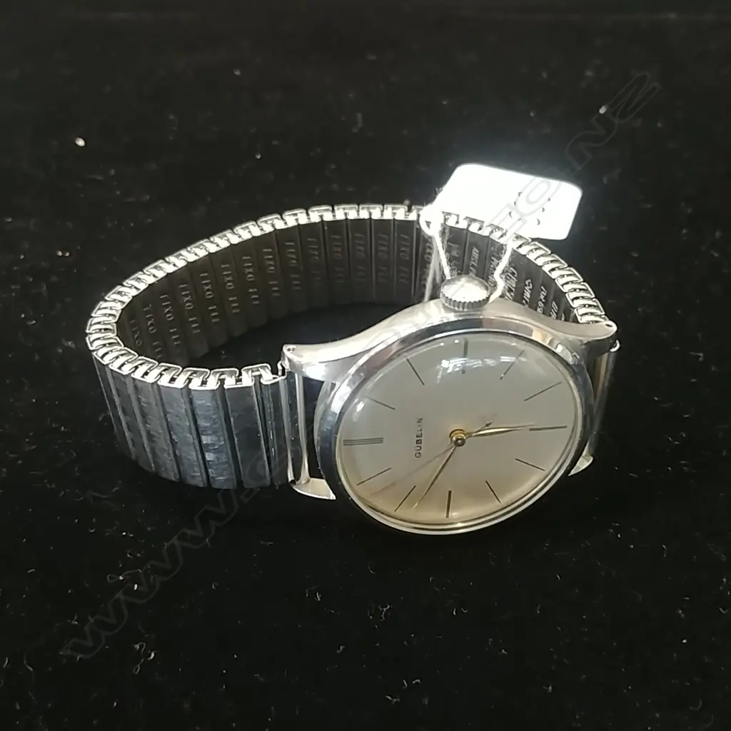 GUBELIN GENTS WRISTWATCH Image 1++