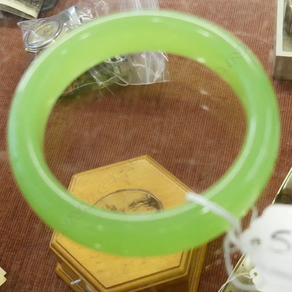 GREEN JADE ???  BANGLE Image 1++