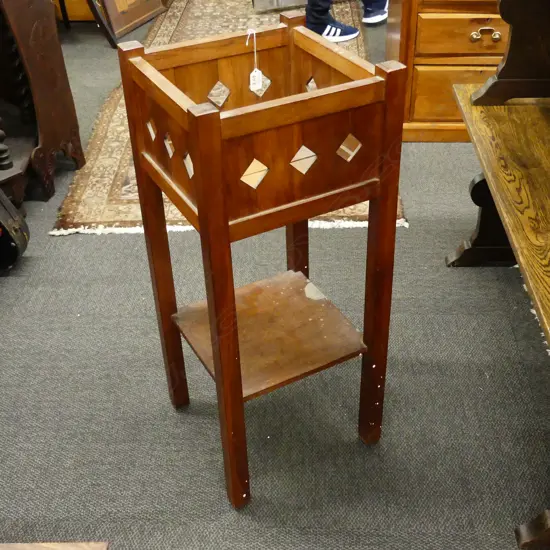 PLANT STAND