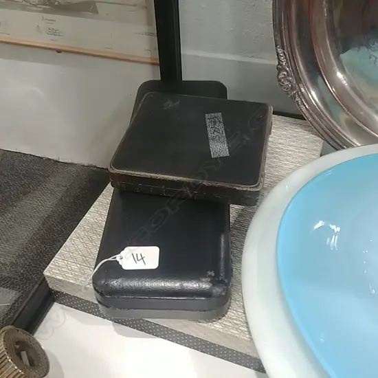 3 BOXES OF CUTLERY - CARVING SET ETC