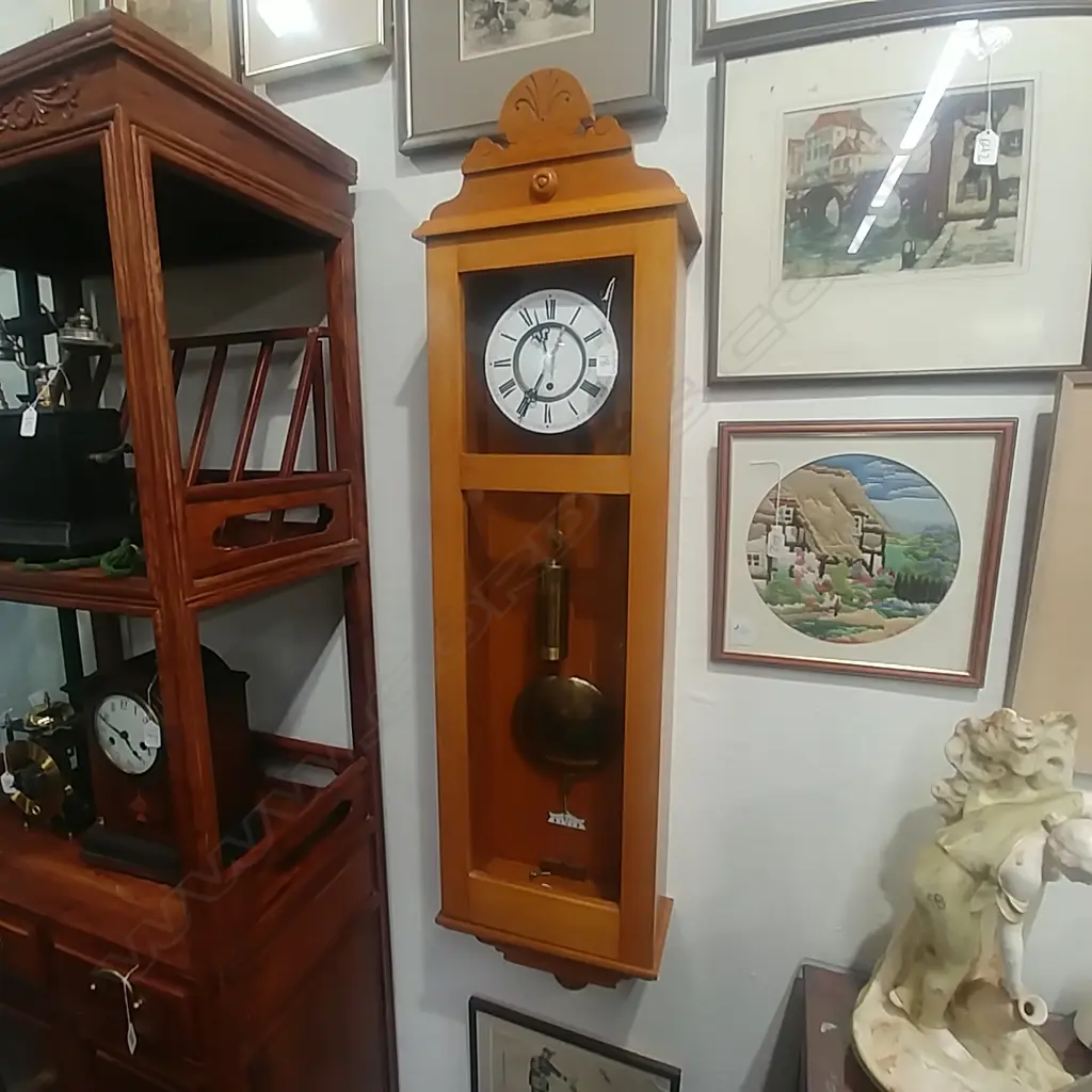 WALL OAK CASED REGULATOR TYPE CLOCK Image 1++