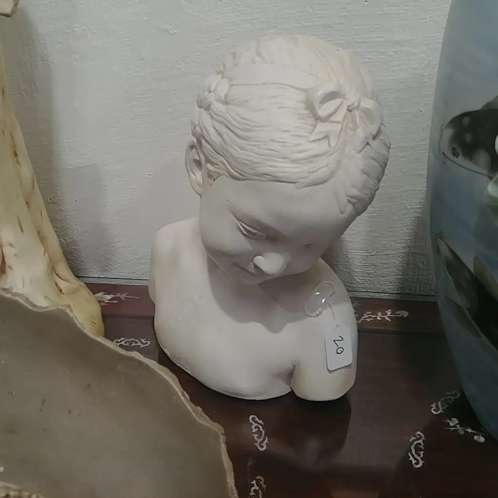 PLASTER HEAD/ BUST OF YOUNG GIRL Image 1++
