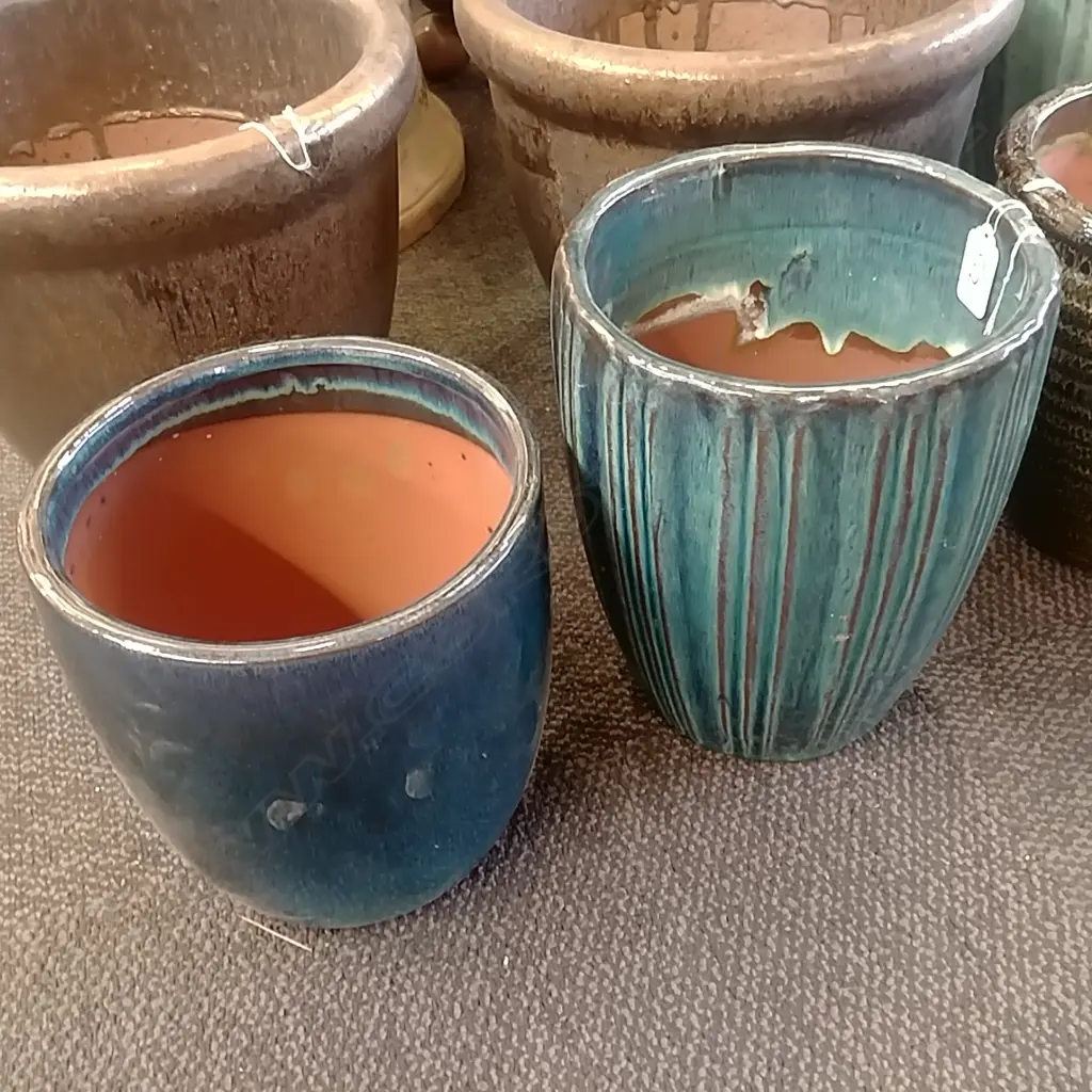 1 SMALL GREEN/BLUE GLAZED GARDEN POTS Image 1++