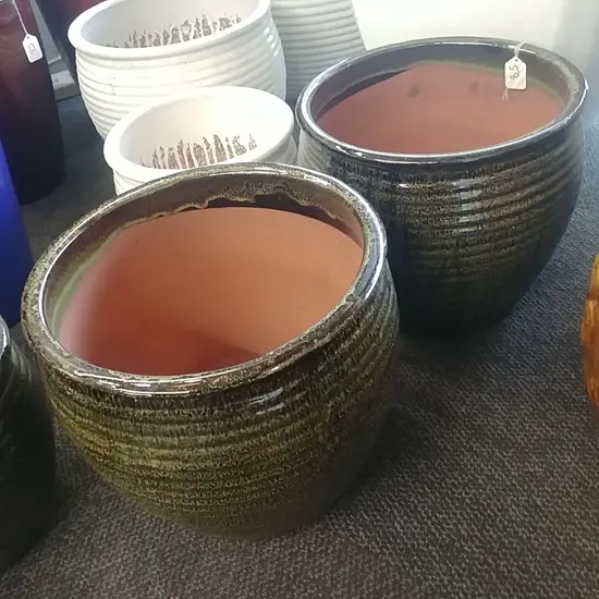 PR  GREEN GLAZED GARDEN POTS RIBBED
