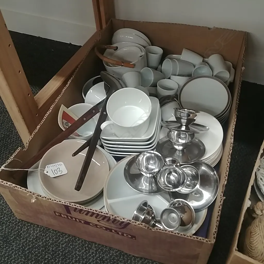 BOX WHITE CHINA ETC Image 1++