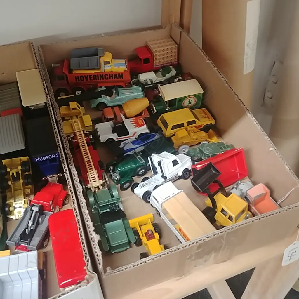 BOX 23 MATCHBOX & OTHER TOYS Image 1++