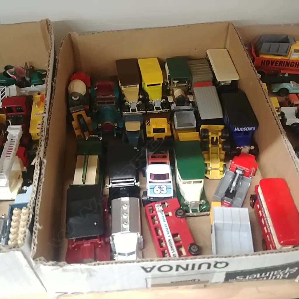 BOX 23 MATCHBOX & OTHER TOYS Image 1++