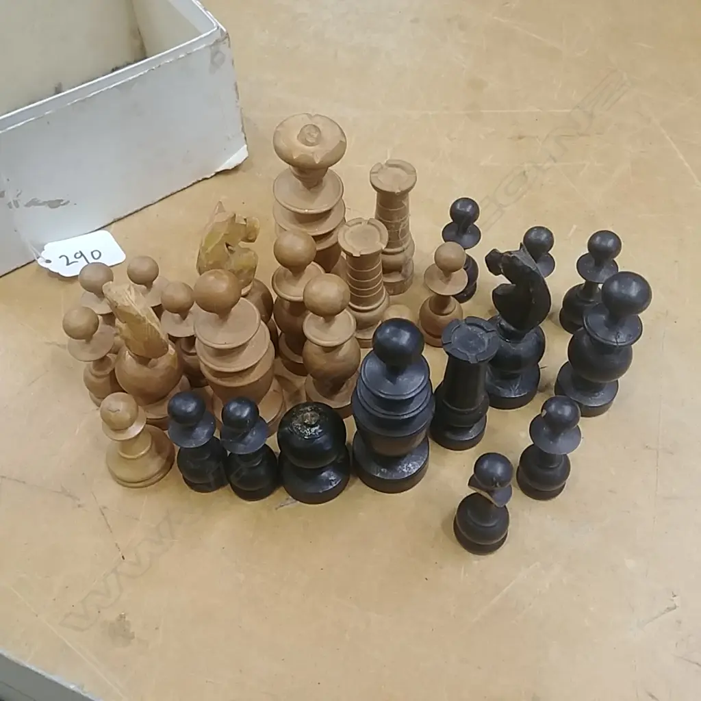 WOODEN CHESS PIECES Image 1++