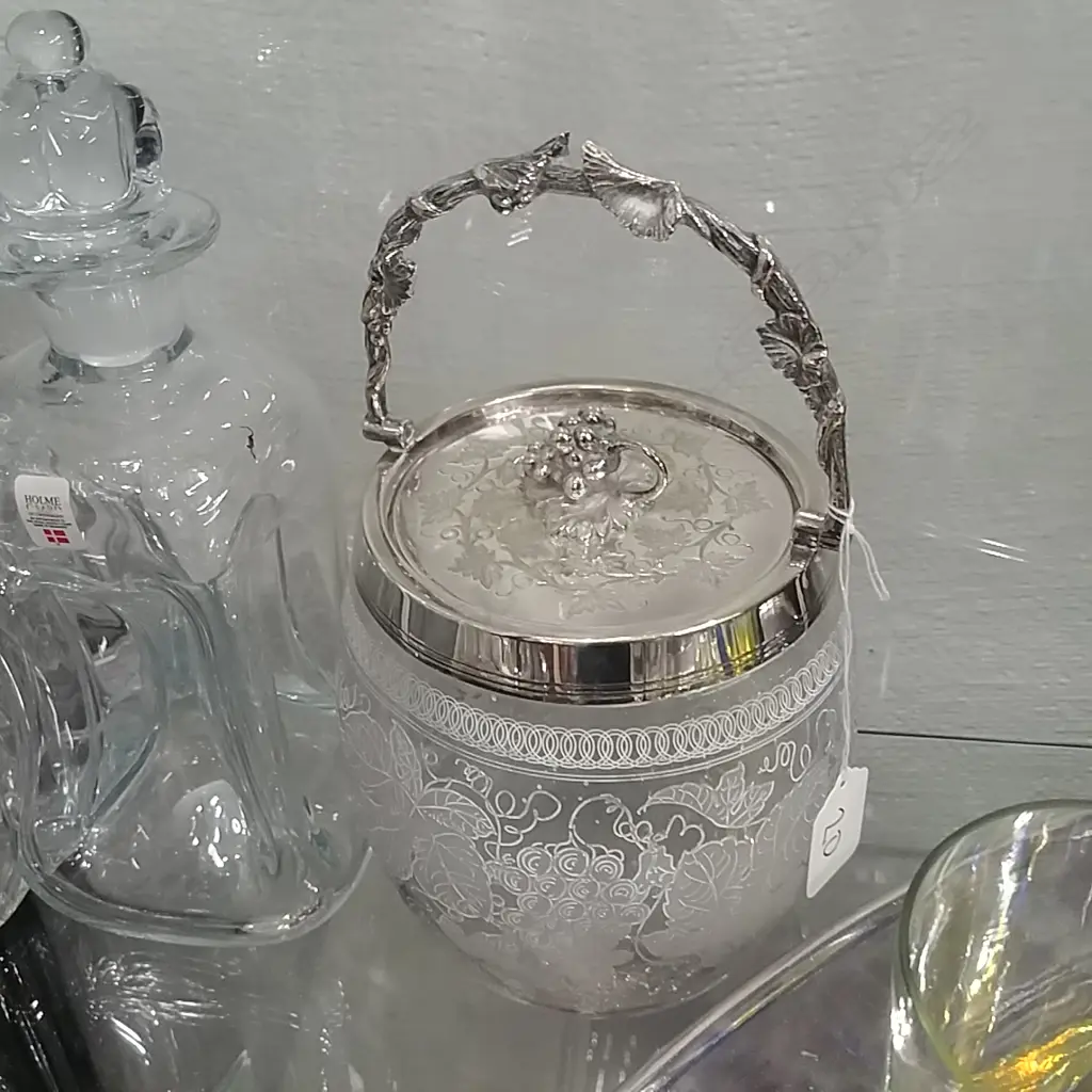 EP & CRYSTAL BISCUIT BARREL Image 1++