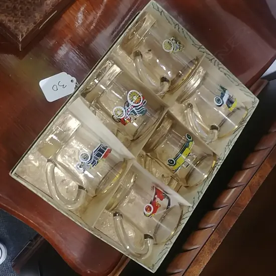 6 CASED GLASSES
