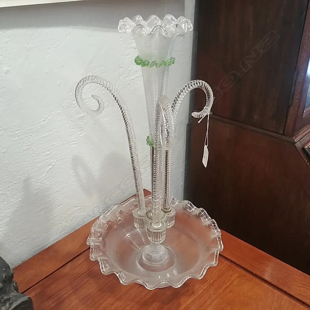 VICT GLASS EPERGNE Image 1++