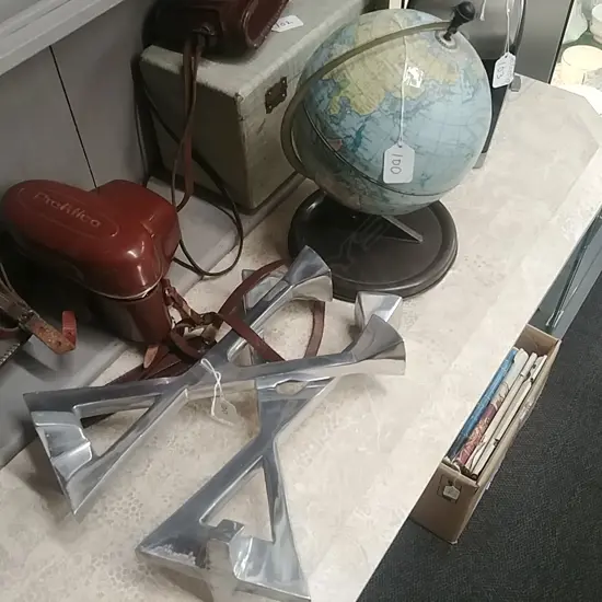 PR  CANDLE HOLDER & GLOBE