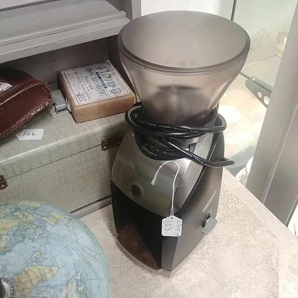 PRECISO COFFEE GRINDER WORKING ORDER Image 1++