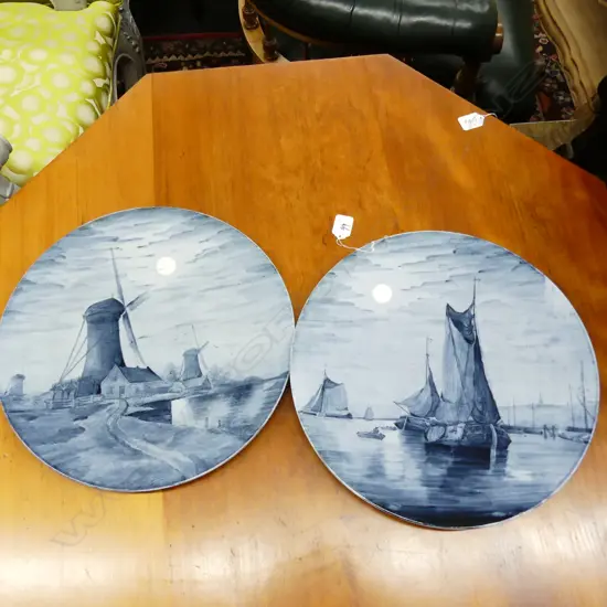 2 LARGE DISHES - SEASCAPE DESIGN