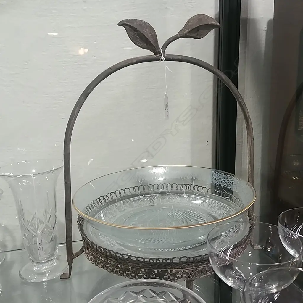 GLASS & METAL CAKE STAND + GLASS BOWL Image 1++
