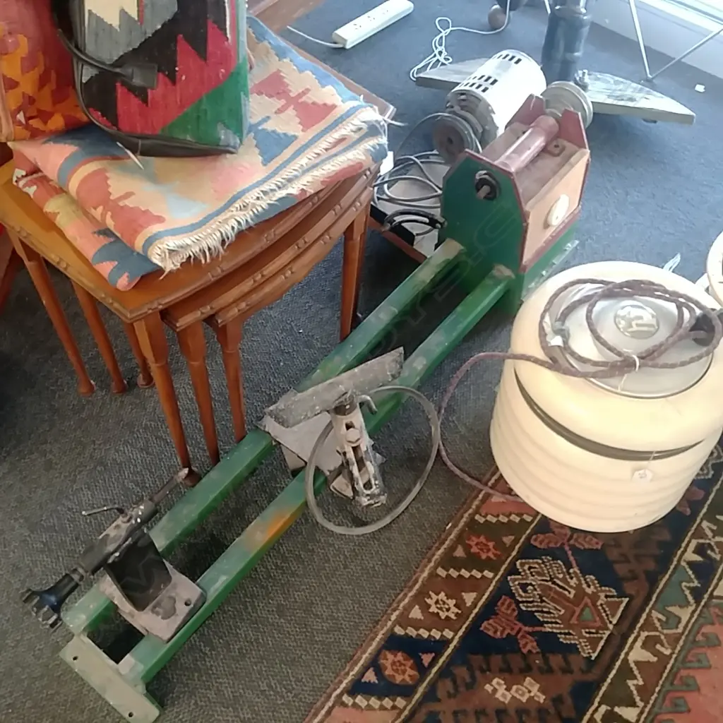 HANDYMAN WOOD  LATHE Image 1++