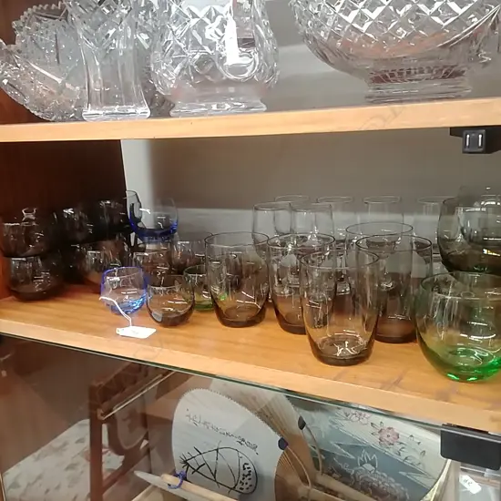 LOT OF ASSORTED COLOURED COCKTAIL GLASSES