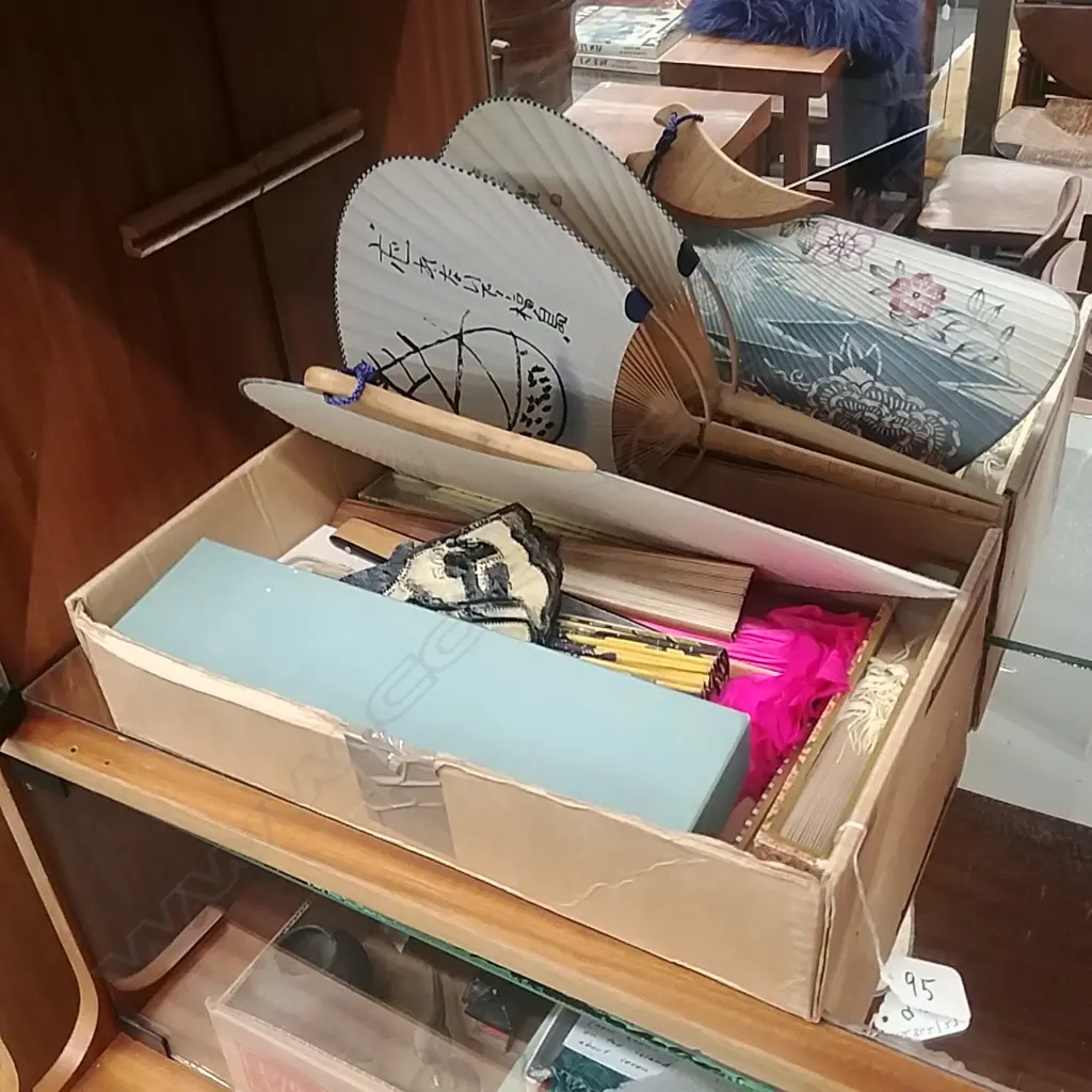 TRAY FAN COLLECTION Image 1++