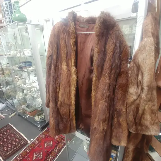FUR COAT