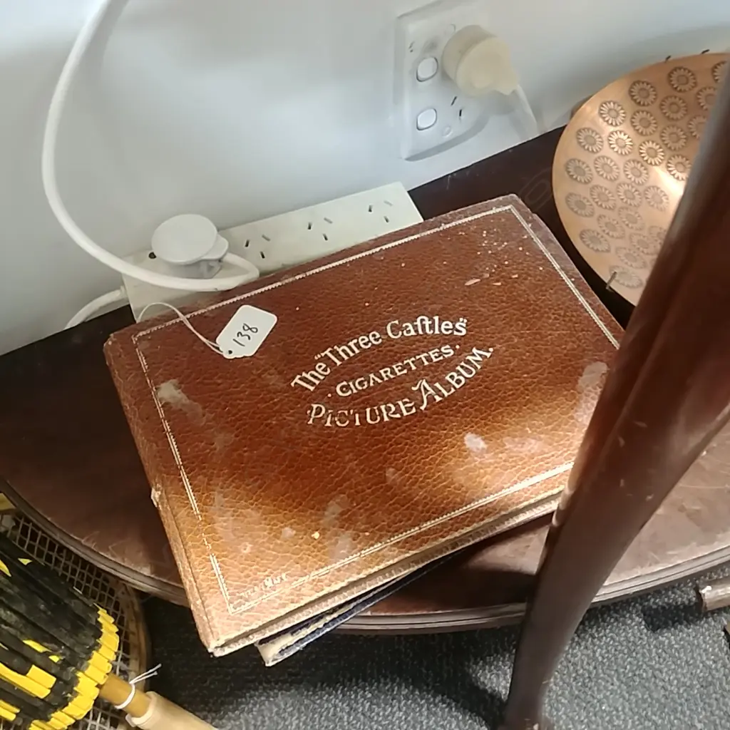 4 CIGARETTE ALBUMS Image 1++