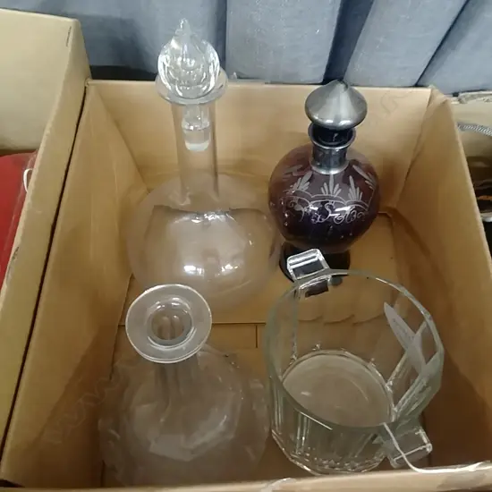 LOT 2 DECANTERS / CARAFE/+MOET ICE BUCKET