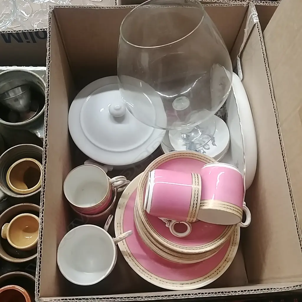 BOX CHINA/GLASS ETC Image 1++