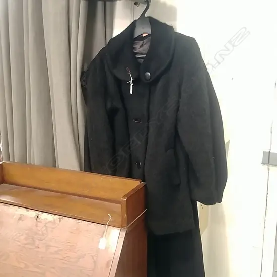 2 WOMENS BLACK JACKETS