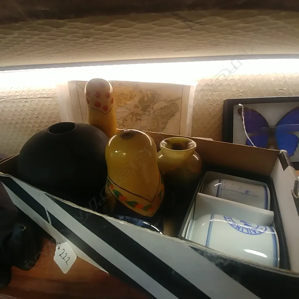 SMALL BOX ONYX VASES DOLLS ETC Image 1++