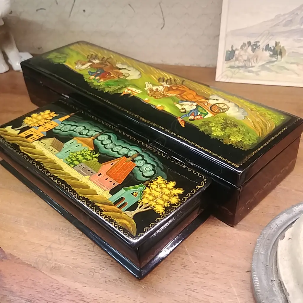 2 RUSSIAN HAND PAINTED TRINKET BOXES Image 1++