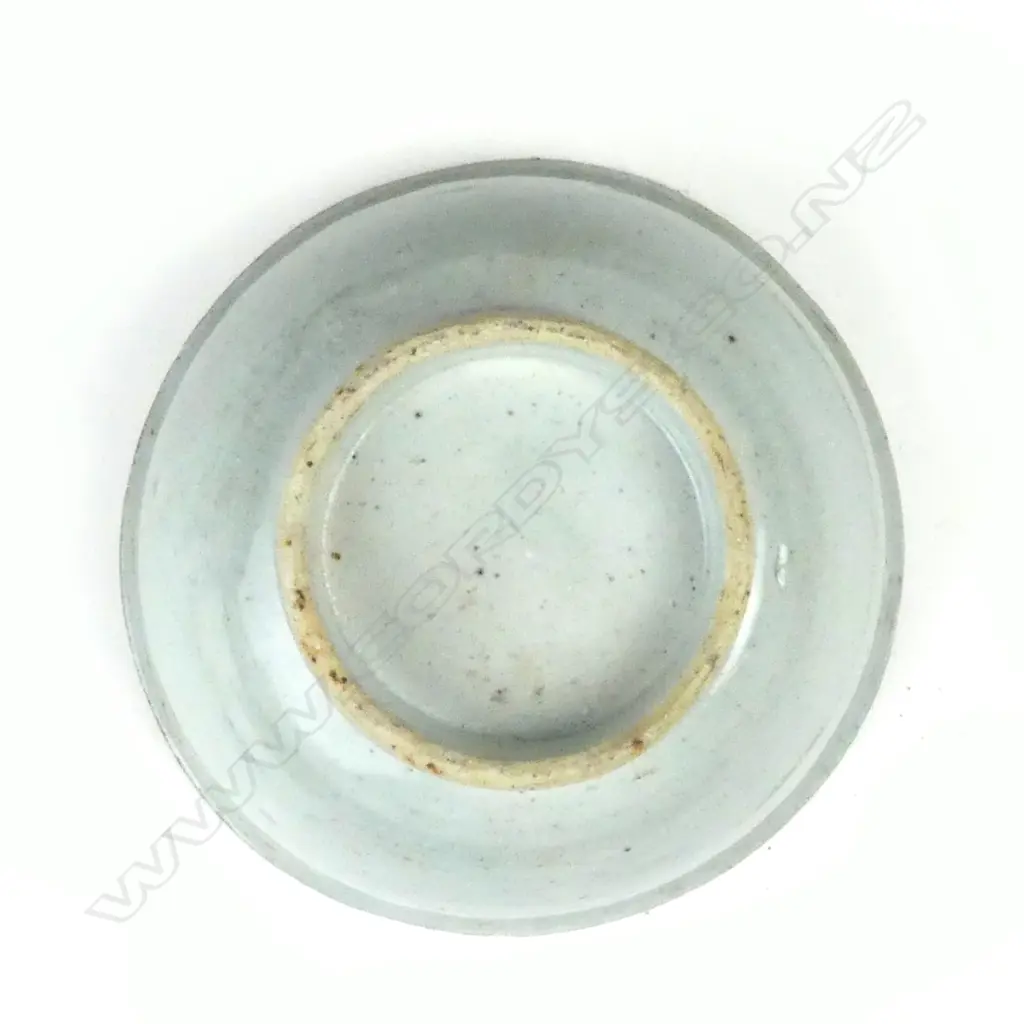 A Chinese pale celadon ceramic bowl Image 1++