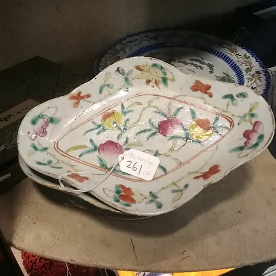 2 FAMILLE ROSE SHALLOW BOWLS