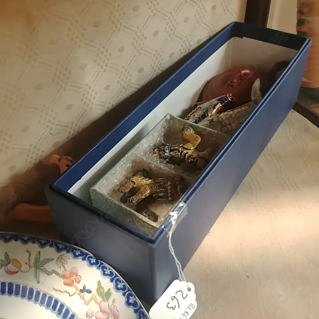MINI ICHING TEASET & 4 CHINESE ENAMEL PCS Image 1++