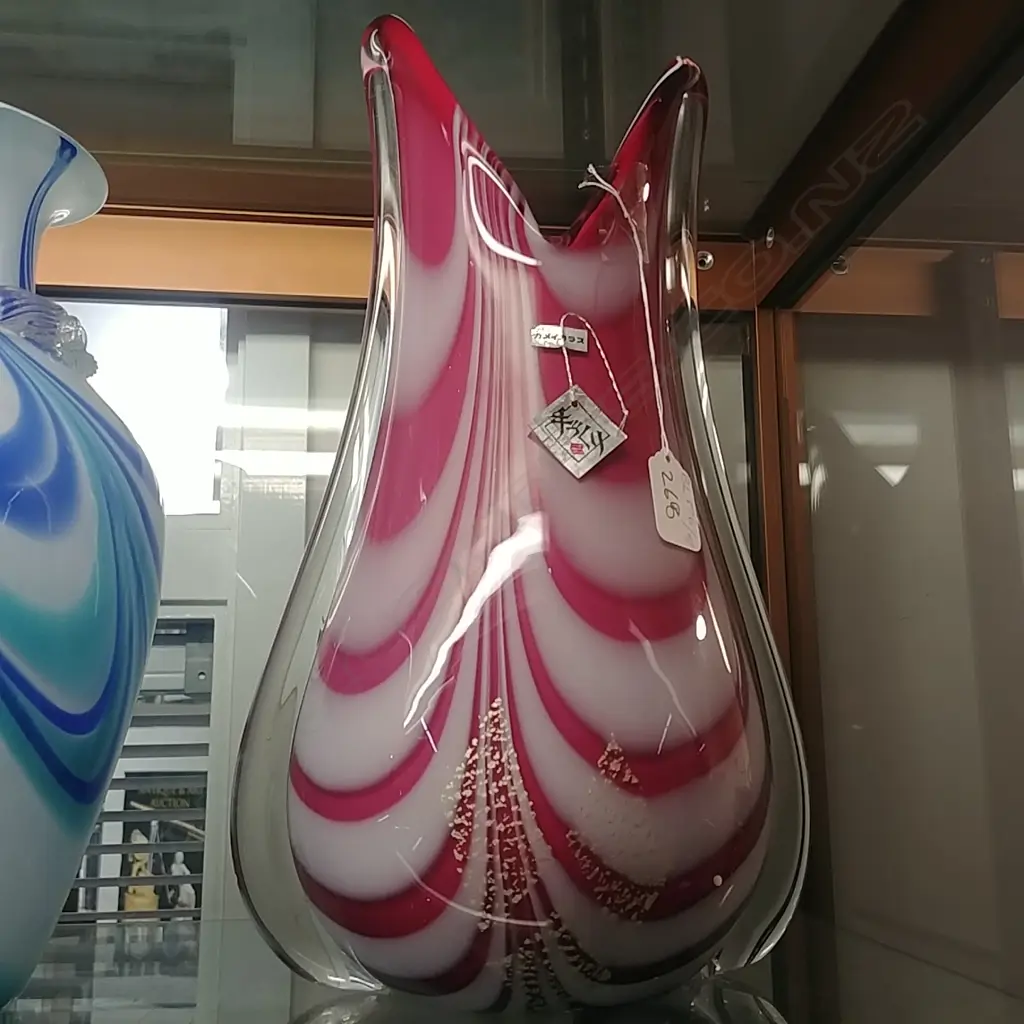 "KAMEI" ART GLASS, PINK/WHITE 5092 Image 1++