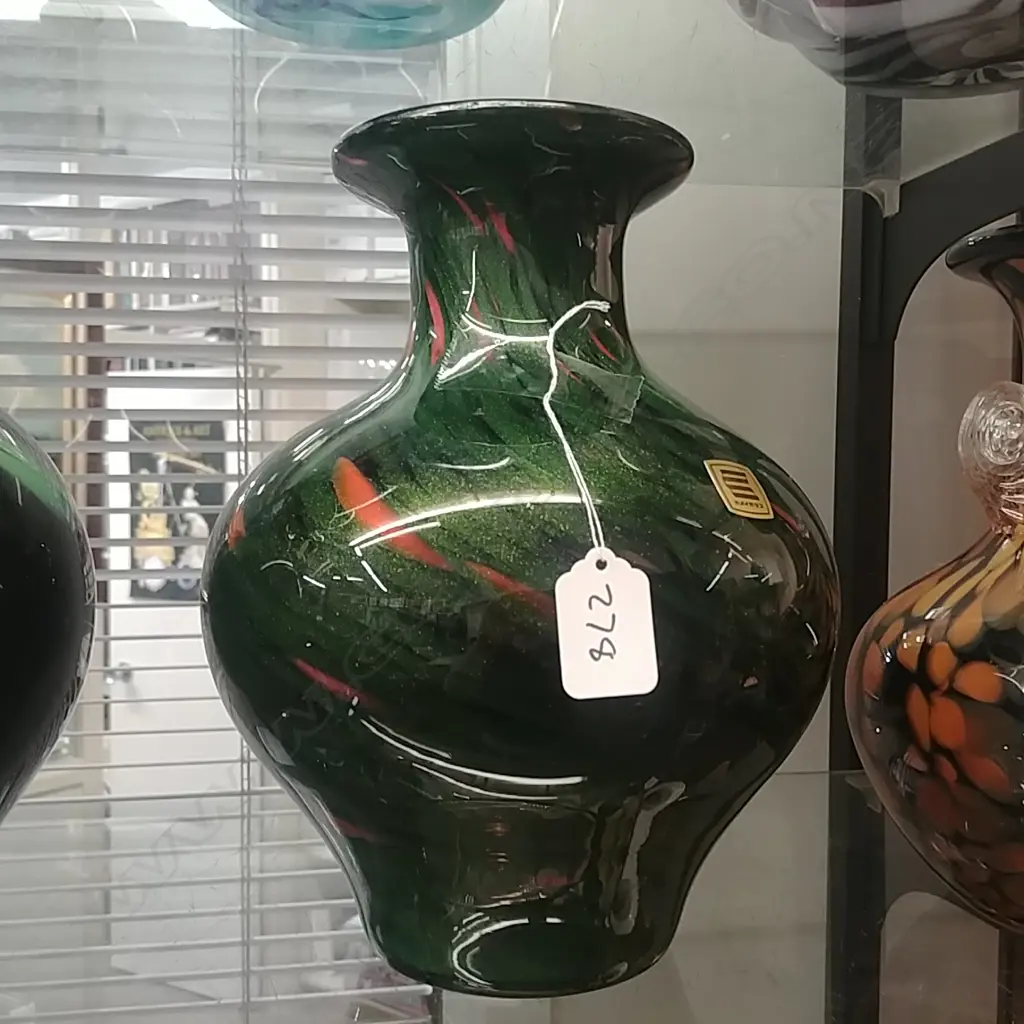 "KAMEI" ART GLASS, GREEN 2598 Image 1++