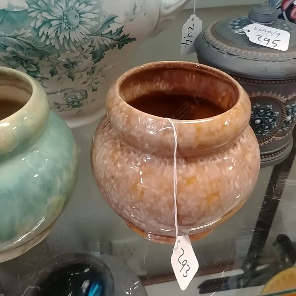 CROWN LYNN SQUAT VASE Image 1++