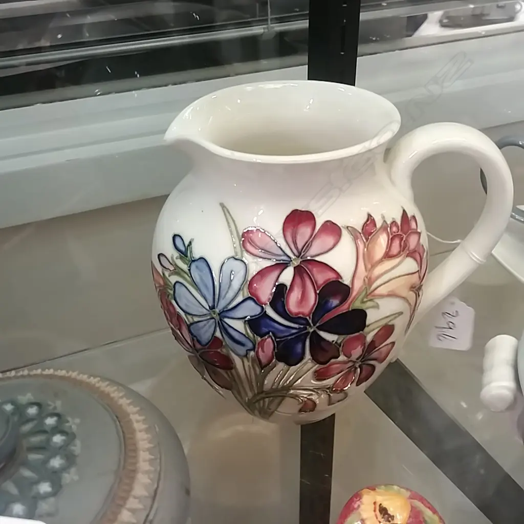 MOORCROFT JUG Image 1++