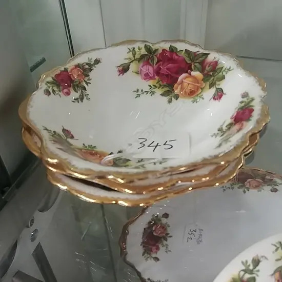 R.A OCR 3 DISHES/PIN TRAYS 3 D