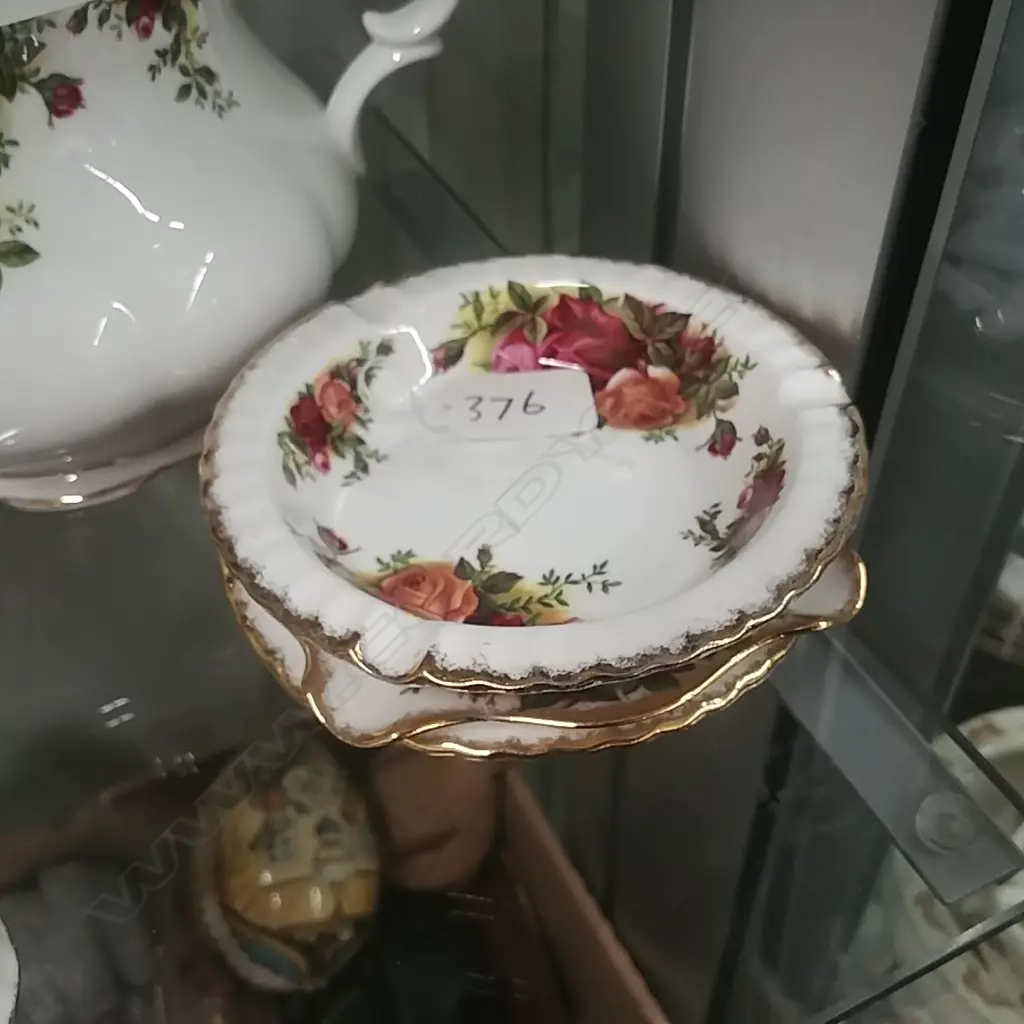 R.A OCR 3 ASH TRAYS Image 1++