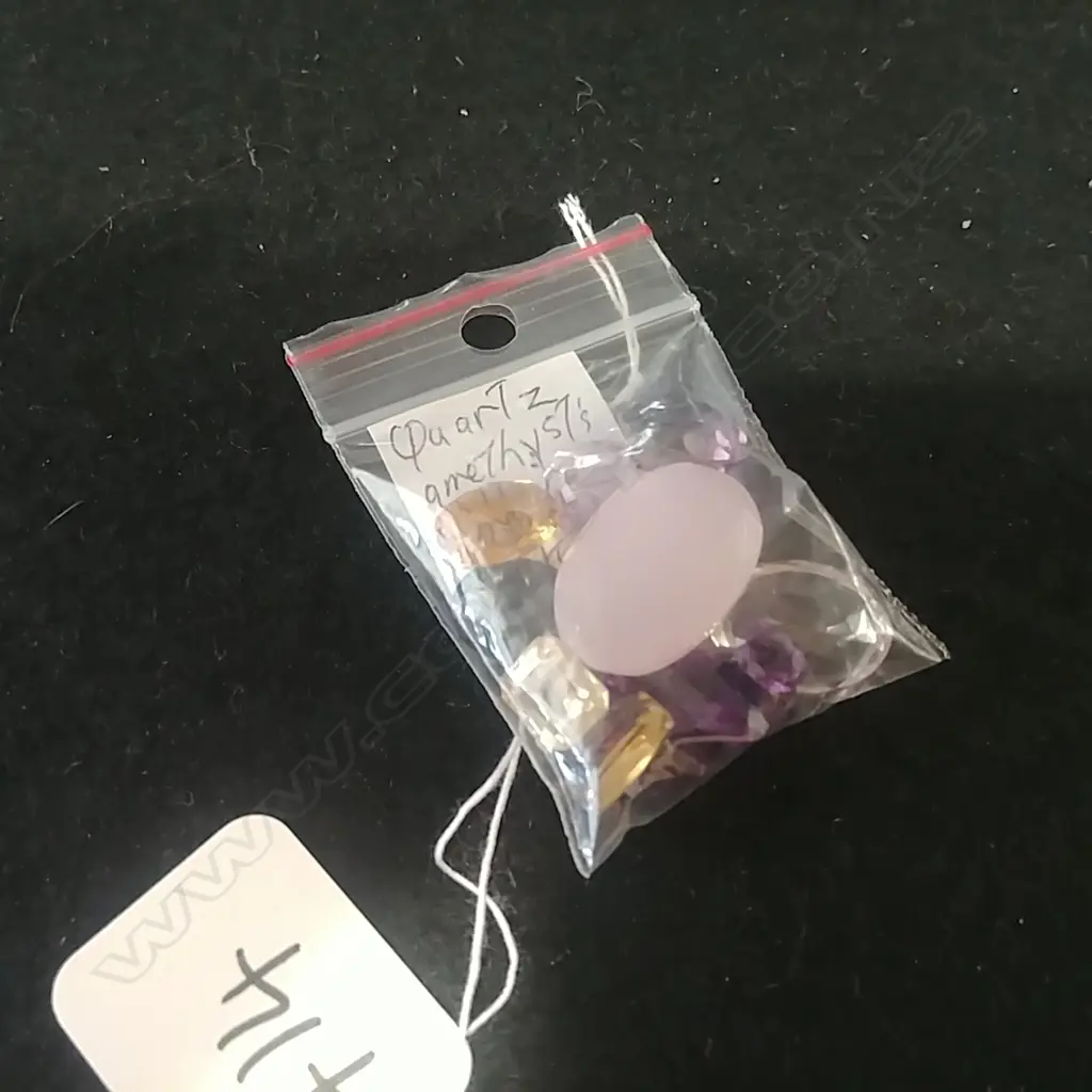 SMALL BAG UNSET AMETHYST CITRINES ETC Image 1++