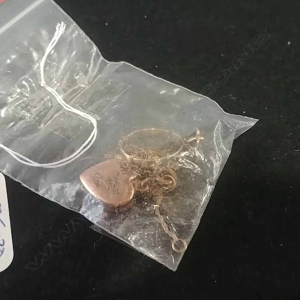 9CT GOLD PIECES 6.83gm Image 1++