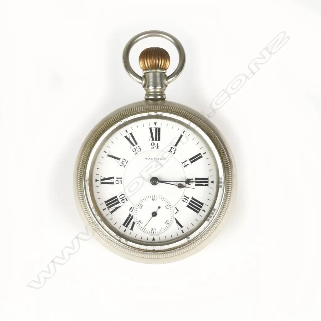 A Waltham Model 1892 Vanguard railway pocket watch Image 1++