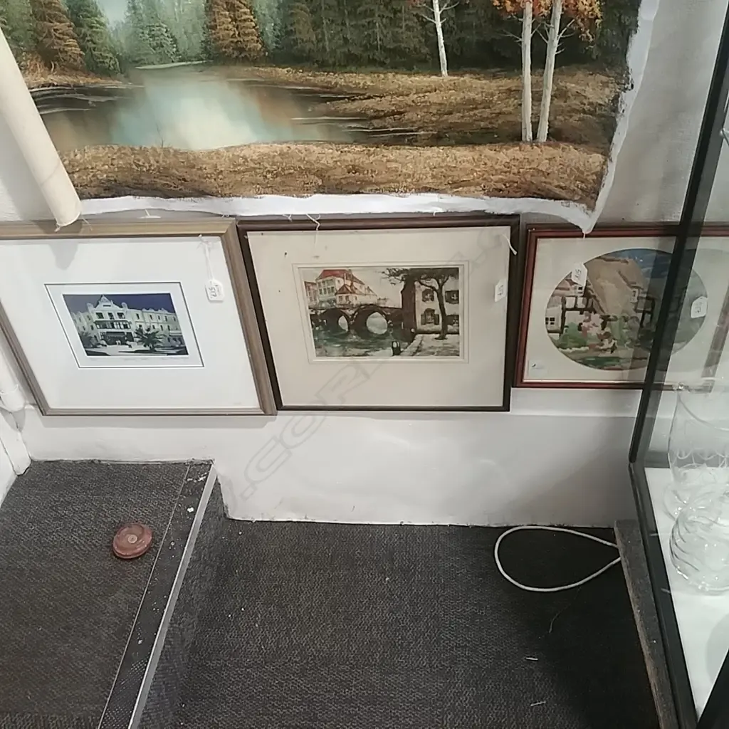 ESPLANADE HOTEL ETCHING + PRINT + EMBROIDERY Image 1++