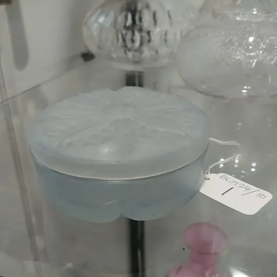 LALIQUE LIDDED TRINKET BOX