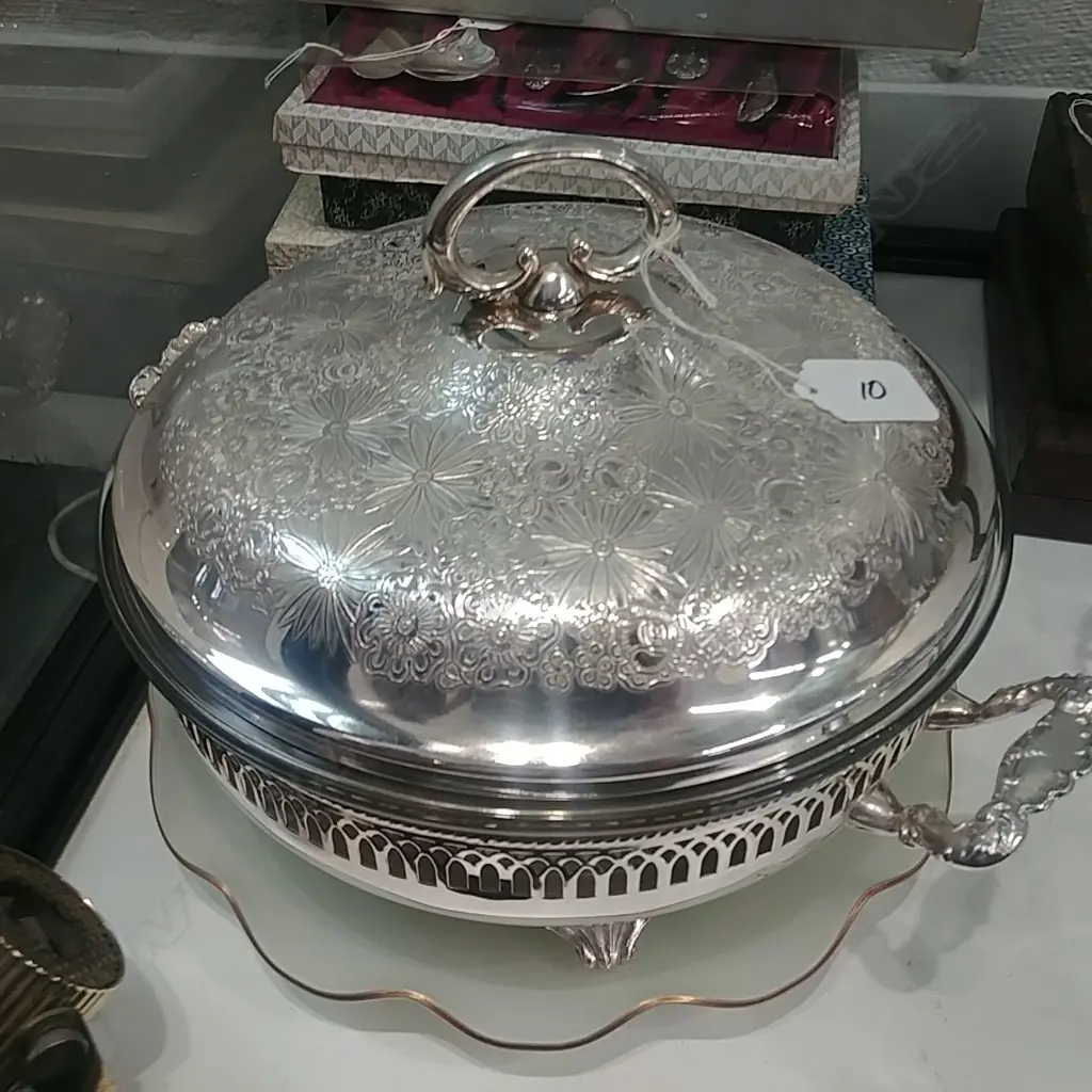 S/PLATE FRAME ENTREE DISH + GLASS PLATE Image 1++