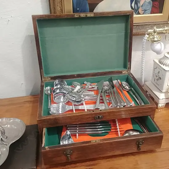 OAK CANTEEN GERMAN STAINLESS STEEL CUTLERY